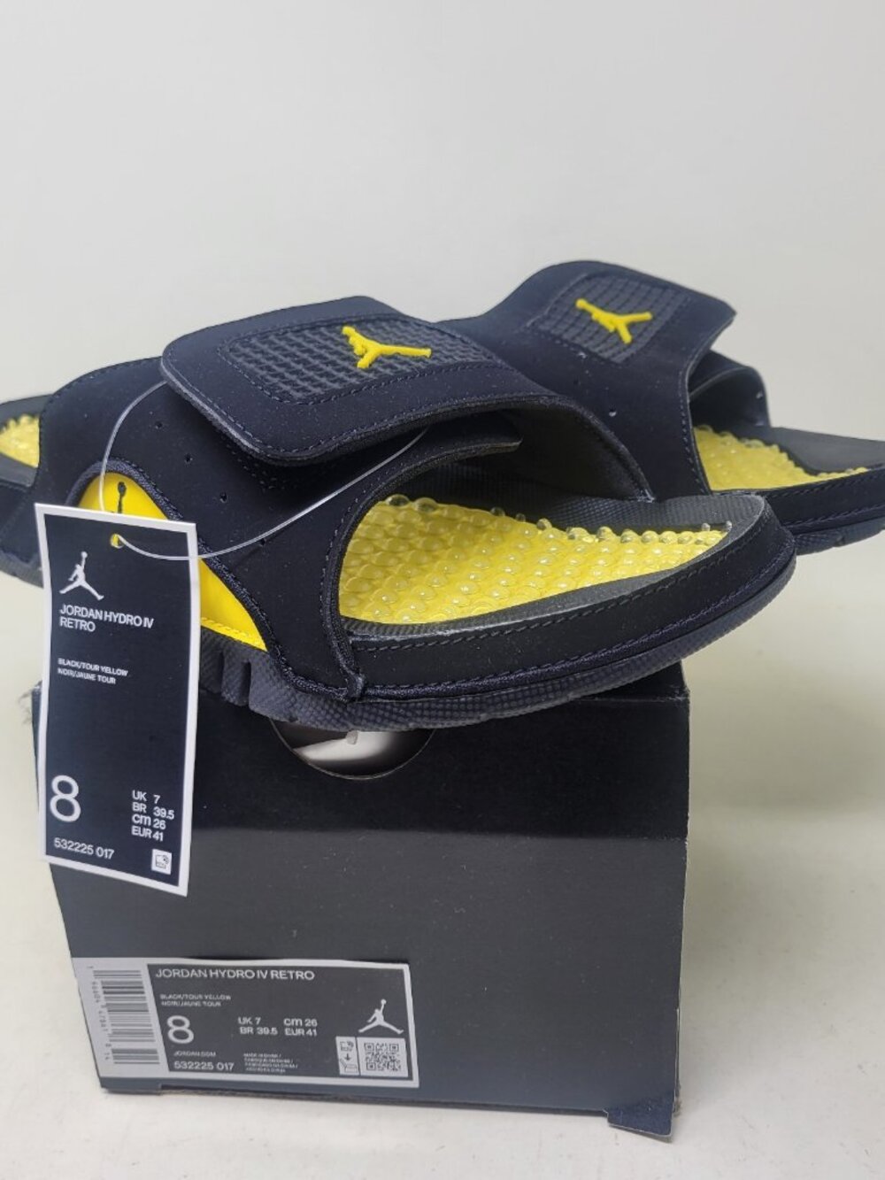 Men's Size 8 Jordan Hydro 4 Retro Slides 'Tour Yellow' Black Sandals 532225-017